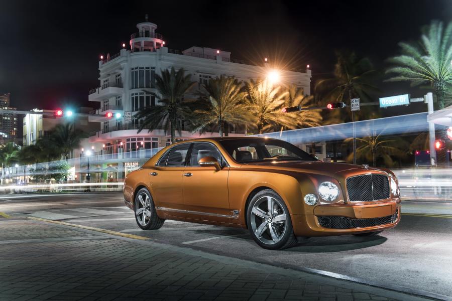  Bentley Mulsanne Speed 2015 года  (фото 8 из 117)